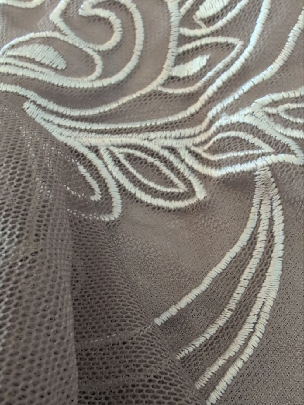 489- Cynthia Rowley Embroidered Sleeveless Tank Top | Blush Pink/beige Feminine - Picture 5 of 8